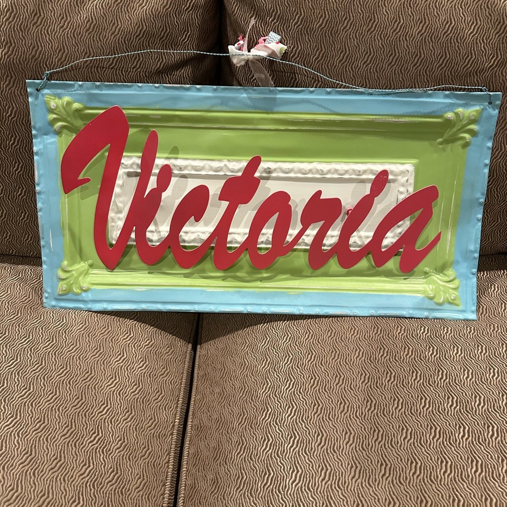Colorful Victoria Metal Art Wall Sign